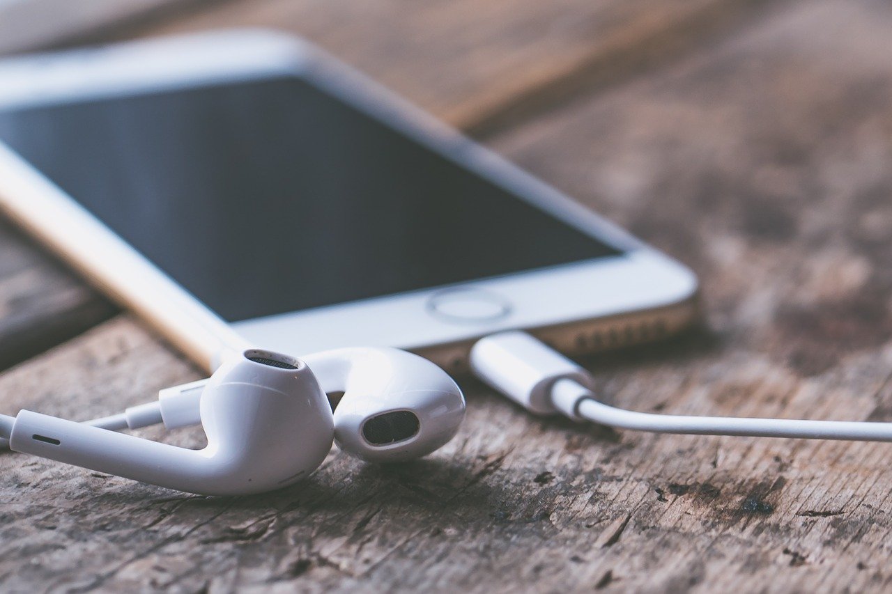 Radio DAB+, dal 2021 sarà obbligatoria negli smartphone consulenza radiofonica