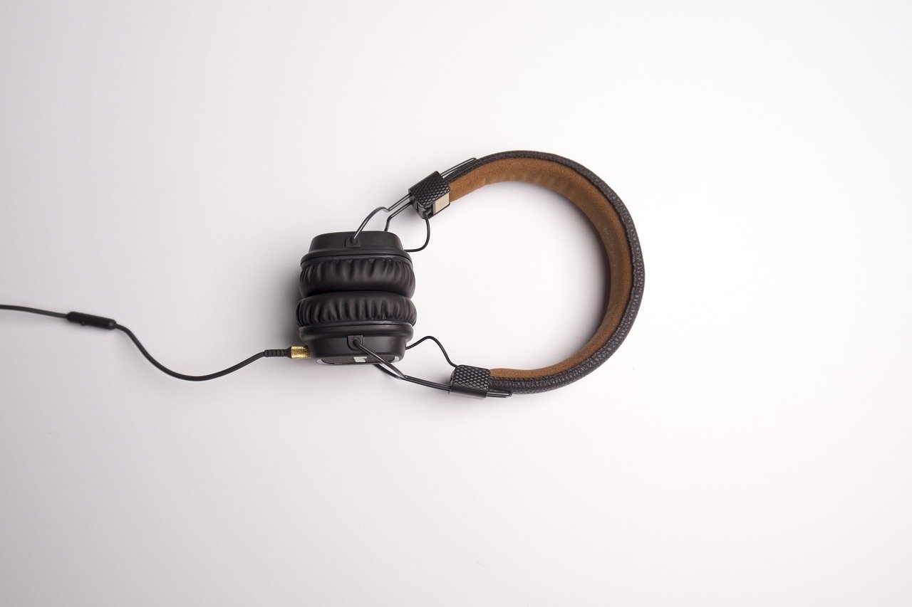 cuffie per produzioni audio consulenza radiofonica
