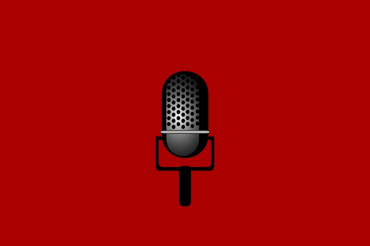 conduttore radiofonico moderno
