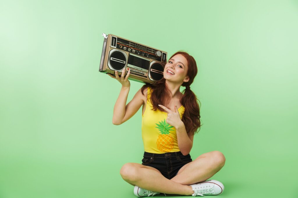 Che età ha la radio